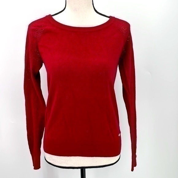 UEC Guess dark red lightweight crewneck sweater size small worn once - Picture 1 of 8